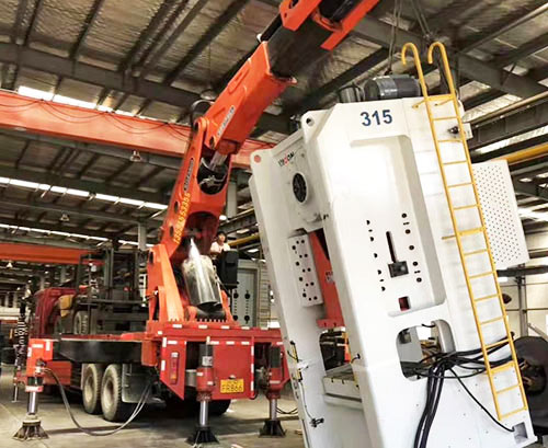 莘县提升工作效率，选择优质折臂吊租赁服务