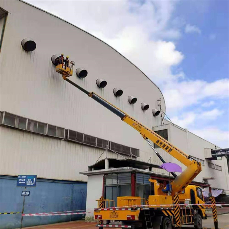 莘县高空作业车出租服务：专业广告牌安装解决方案